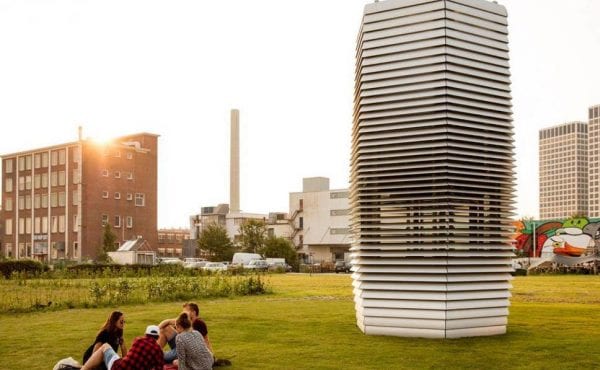 Daan Roosegaarde's "Smog-Free Tower"